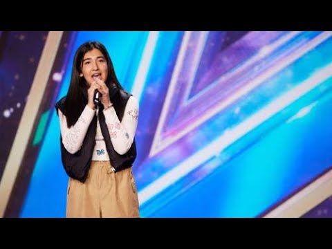 BGT 2023 AUDITIONS WK2 - TIA CONNOLLY (CLASS ACT!) - YouTube