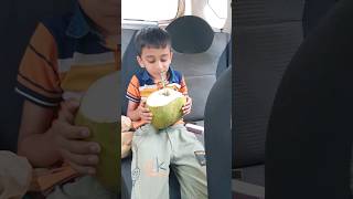 नारळ पाण्याची मज्या घेताना स्वर आणि श्रावणी #kokan #coconut_water #shortsvideo #youtubeshorts