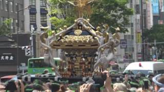 平成29年　中央区湊＜鉄砲洲稲荷神社＞例大祭　御本社神輿渡御＝歌舞伎座前（弥生会)