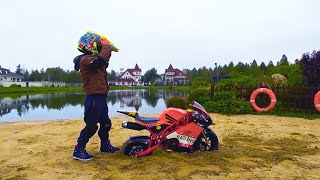 Senya and his Motorcycle