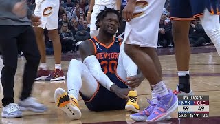 Julius Randle limps to locker room with ankle injury vs Cavs in Game 5