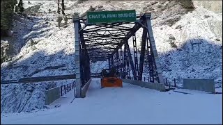 Efforts underway to clear snow from Mughal road