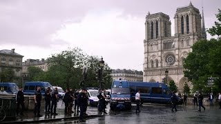 L'assaillant de Notre-Dame, un homme aux "antipodes de l'islamisme"