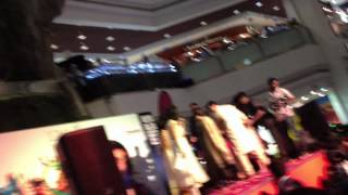 Aiyyaa stars Rani Mukherjee and Prithviraj at dubai lamzi 2