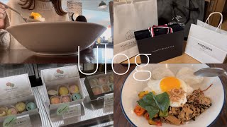 【VLOG】事務OLの1人買い物day💫彼への誕生日プレゼントを選ぶ20代OLの休日🌞　#ガパオライス #誕プレ #マカロン #OLの日常