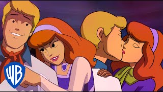 Scooby-Doo! en Français | Une histoire d'amour : Fred et Daphné ❤️ | WB Kids