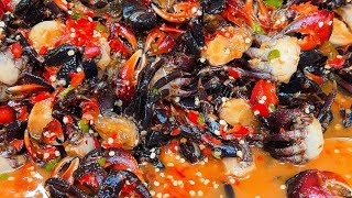 How to make sea crab pickle/របៀបធ្វេីជ្រក់ក្ដាមសេក