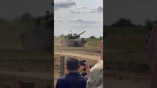 MBT vs car (Armourfest 2024)