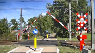 Spoorwegovergang Aarschot (B) // Railroad crossing // Passage à niveau