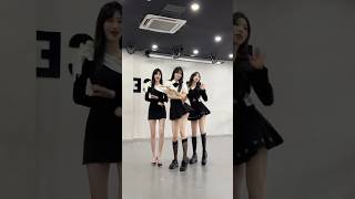 【眠羊】这么简单的手势舞 快和你的姐妹拍起来 #美女 #跳舞 #dance #shorts