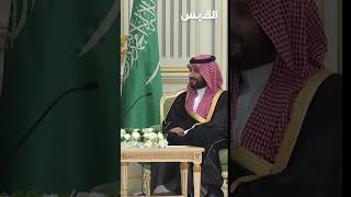 ولي العهد السعودي يصحح لمترجم بوتين: السعودية لم تكن مستعمرة.. بل أُعيد توحيدها