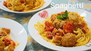 My Kid's Favorite food, Spaghetti with Meat Balls. Easy to make!