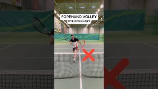 How to Hit a Forehand Tennis Volley (Common Mistake vs Basic Technique) #tennis #tennisvolley