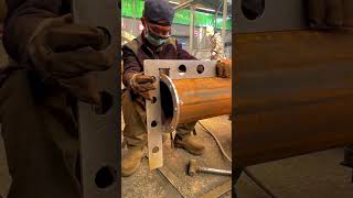 Welding process of stranded pipe valve flange- Good tools and machinery make work easy
