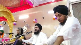 dedicate #ਸਮੂਹ ਸਾਧ ਸੰਗਤ ਗੁਰੂ ਰਾਮ ਦਾਸ ਨਗਰ ਅਤੇ ਮੇਰੀ ਮਾਂ ਮੇਰੀ ਭੈਣ ਸ਼ਬਦ ਤੂੰ ਕਾਹੇ ਡੋਲੇ ਪ੍ਰਾਣੀਆ