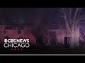 1 dead, dozens displaced after apartment complex fire in Woodstock, Illinois