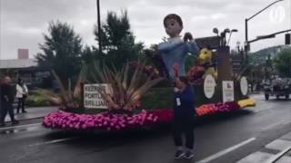 Scenes from the 2017 Grand Floral Parade