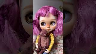 My custom OOAK Blythe doll with a pink hair 🌸🌸🌸 #blythecustom #collectibledoll #collectibleblythe