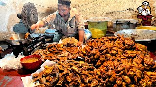 Bacha Pakoray Wala | Aloo Pakora | Bacha Pakora Farosh | Pakistan Street Food