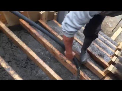 Pouring a set of concrete steps Pouring a set of concrete steps