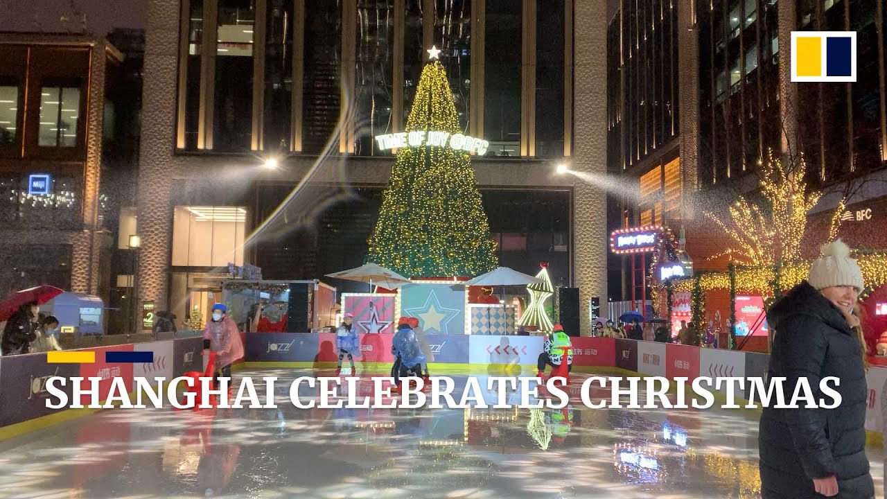 Shanghai Celebrates Christmas Despite Sporadic Covid Outbreaks - YouTube