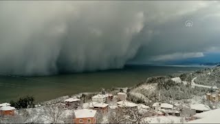 Görüntüler hayrete düşürdü! Kastamonu'da bulutlar denizle birleşti