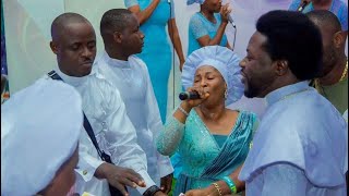 APEKEOLA SCATTERED CCC IKEJA1CATHEDRAL WITH HOT PRAISE| HARVEST PRAISE NIGHT