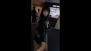 はしゃぐ彼女と水族館デート🐧