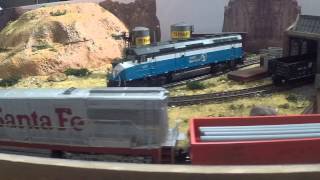 Model Train Layout - Project low cost/low weight Part 8: The beginning of side two, DC H0 Scale