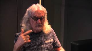 Billy Connolly and Seamus Heaney discuss reading poetry