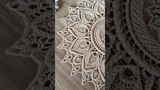 Review of textured crocheted doily Ulita (обзор рельефной салфетки Улита)