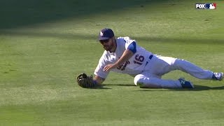 NYM@LAD: Ethier slides to take hit away from Tejada