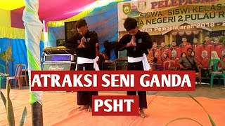 Atraksi seni ganda PSHT di acara perpisahan SMA