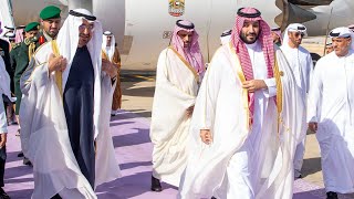 استقبال ⁧‫ولي العهد‬⁩ الأمير محمد بن سلمان لرئيس دولة الإمارات الشيخ محمد بن زايد لدى وصوله الرياض