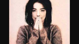 Björk - Violently Happy