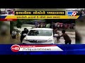 valsad car gets stuck in flooded swarg vahini river all rescued tv9gujaratinews