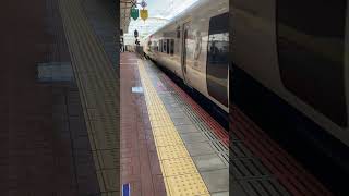 (長崎本線)博多駅13:13発「特急かささぎ105号」(885系)肥前鹿島行き入線