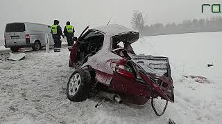 Tragedija Kėdainių rajone: susidūrus automobiliams žuvo du žmonės