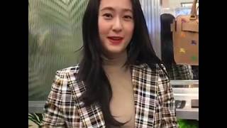 180615 Krystal - Burberry Pop-Up Store Opening