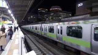 2019 夜の有楽町駅 ホームの様子 長い山手線の出発 Platform Scene at Yurakucho 190201