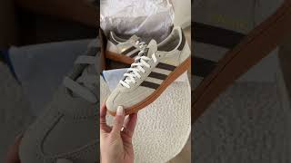 I’m in love with these adidas Original Handball Spezial in brown and cream #adidasspezial #fashion