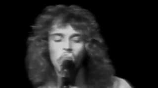 Peter Frampton - Show Me The Way / (I'll Give You) Money / Its A Plain Shame - 2/14/1976 (Official)