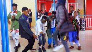 D one _Sitaki Remix Maswingi ft Gihunda comedien(Officiel video)convert