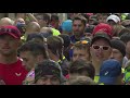 waving camera at volkswagen prague marathon