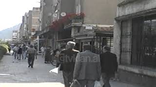 Elbasan, rriten çmimet e banesave - (26 Maj 1999)