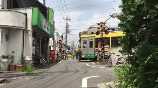 環七通りを横切る珍しい踏切、西太子堂駅から若林駅〜railroad crossing japan〜