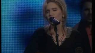 Alison Krauss  ~ The Lucky One ~ Live
