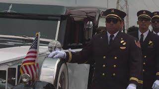 Funeral service for late New Orleans Fire Department District Chief who died in line of duty