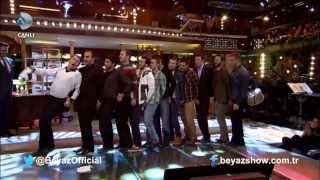 Beyaz, Ahmet Kural ve Murat Cemcir'den Sivas Halayı Beyaz Show 2013 Twitter: @SivasHalayi