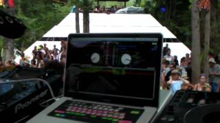 Shambhala - d-J.Futa @ the Fractal Funk Jam 2010.mov